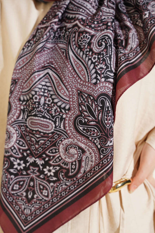 120 cm Ethnic Pattern Scarf Burgundy