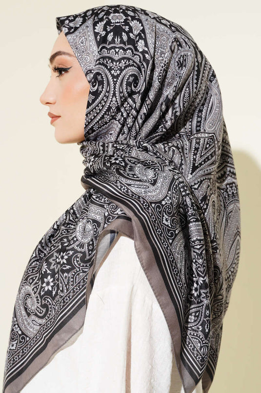 120 cm Ethnic Pattern Scarf Black Mink