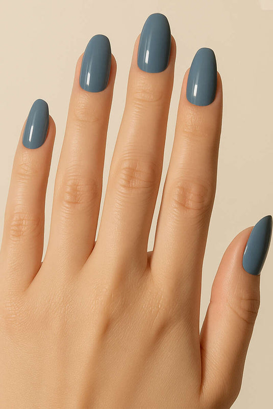 عبوة من 24 قطعة من الأظافر الصناعية ذاتية اللصق، لون رمادي دخاني