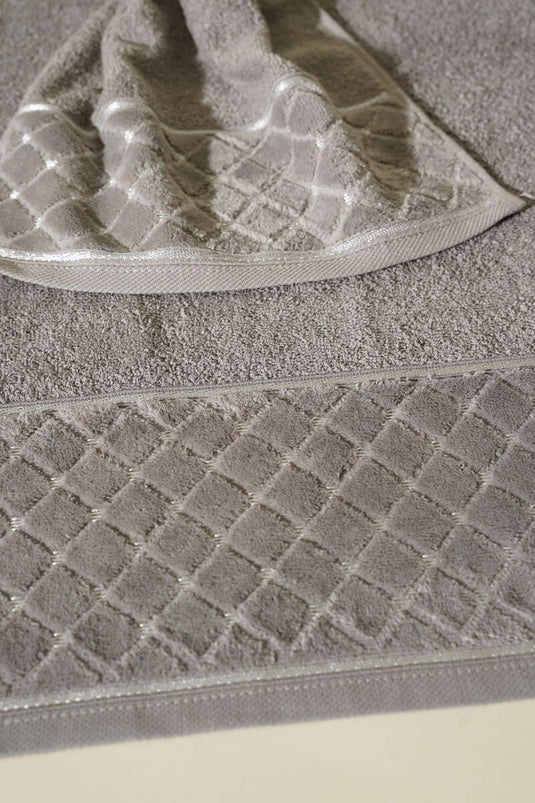 2-Piece Mother and Daughter Towel Set Gray