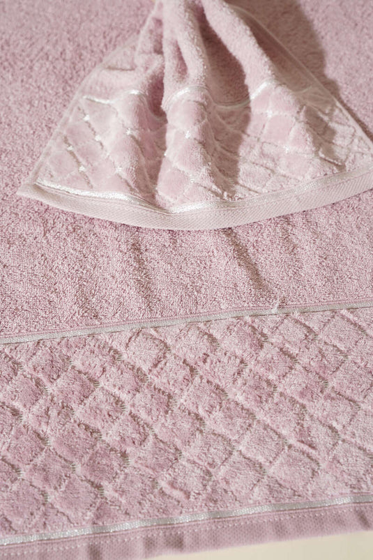 طقم مناشف مكون من قطعتين للأم وابنتها، لون وردي فاتح