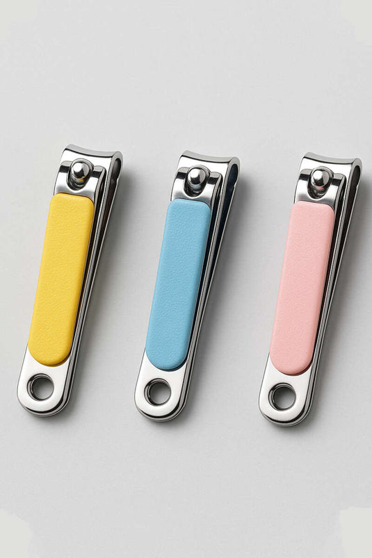 مجموعة مقص أظافر للأطفال مكونة من 3 قطع متنوعة