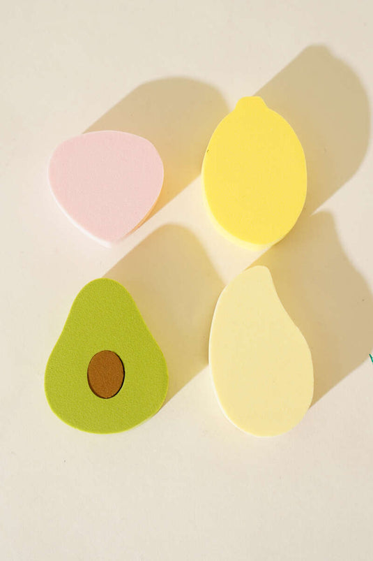 Assortiment de 4 éponges à maquillage en forme de fruits 1