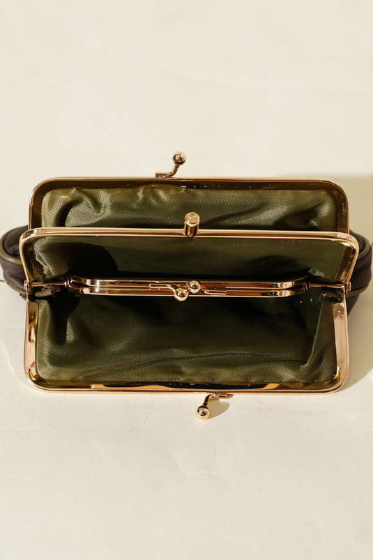 محفظة بخمسة أقسام، لون بني داكن