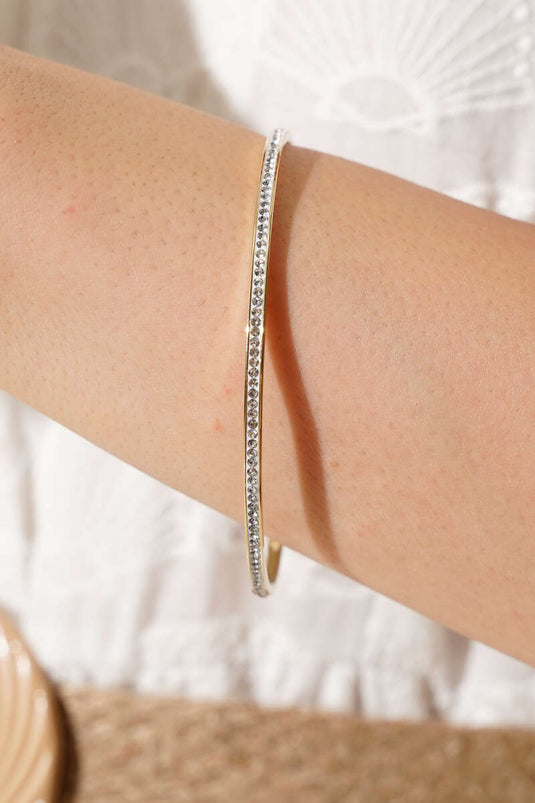 سوار أجدا ذهبي اللون مرصع بأحجار صغيرة، قطره 65 مم