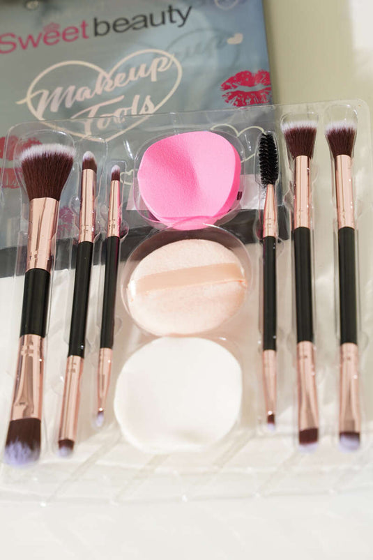 طقم فرش مكياج مكون من 6 قطع مع إسفنجة بودرة، أسود