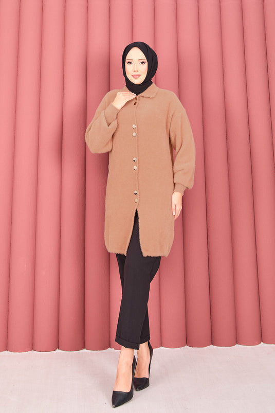 كارديجان أنجورا حجاب بأزرار ذهبية، لون الجمل
