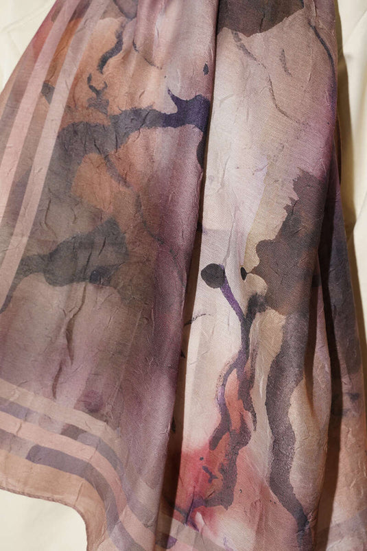 شال متدرج من سلسلة العنبر لون لاتيه