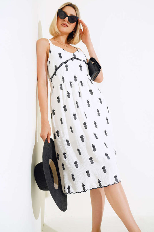 Ananas Nakışlı Askılı Elbise Beyaz