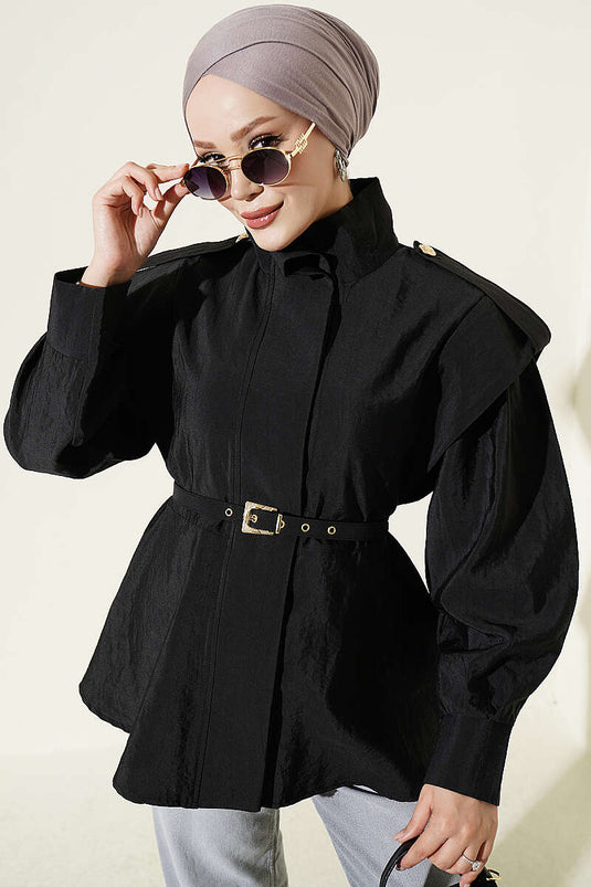 Zwarte Blazer Met Schouderstukken En Knopen