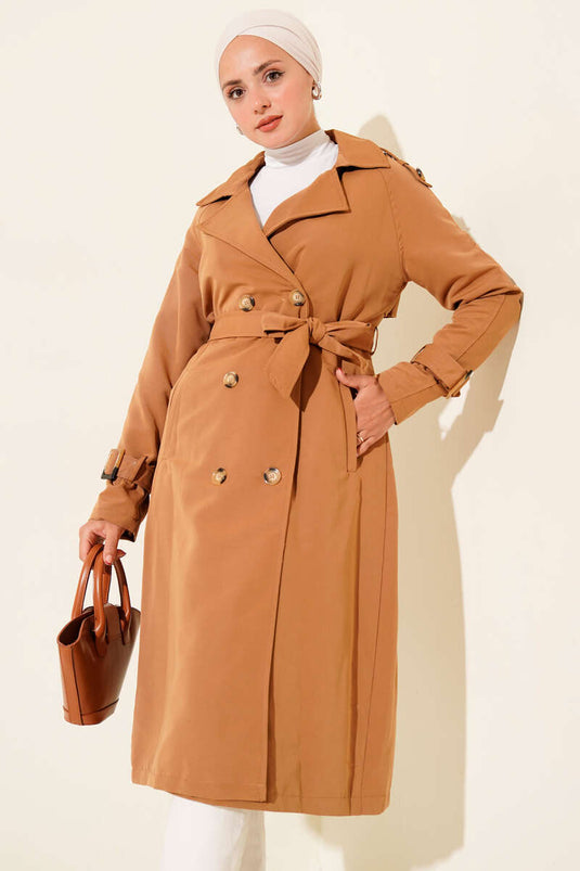 معطف ترنش مزدوج الصدر مع كتاف بلون الجمل