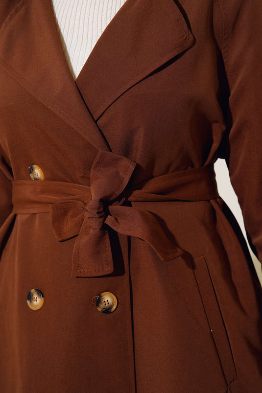 معطف ترنش مزدوج الصدر مع كتاف، لون بني