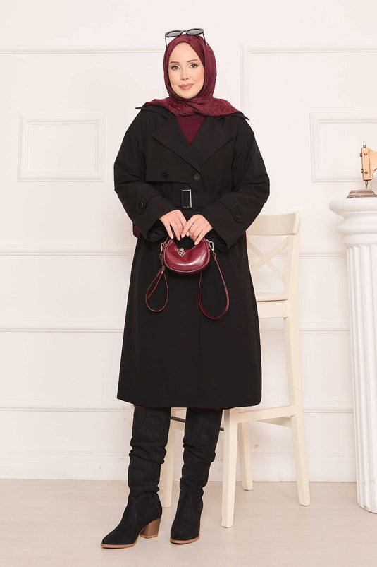 Trench-coat hijab noir avec ceinture amovible et bouton au dos