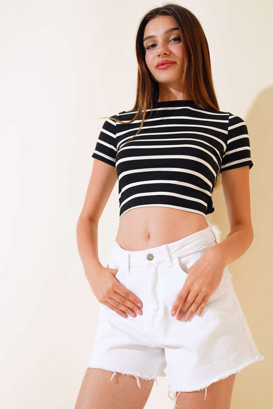 Back Striped Cropped Black