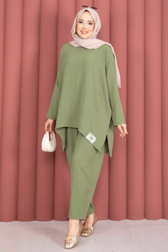 Ensemble d'été ample avec broderie kaki