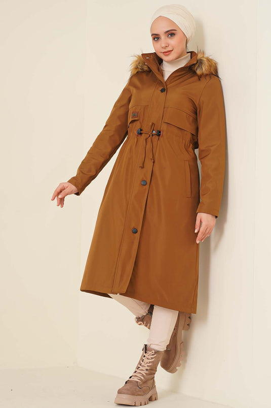 Manteau froncé à taille brodée Tan