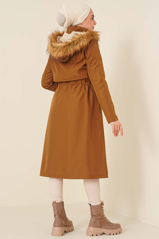 Manteau froncé à taille brodée Tan