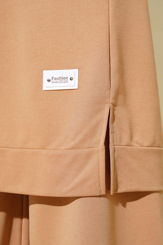 بدلة مزدوجة مطرزة واسعة الساق لاتيه