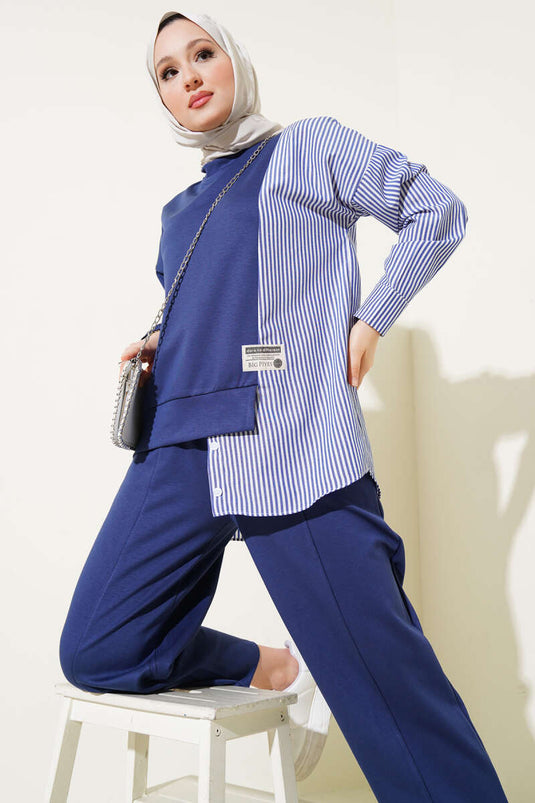 بدلة مكونة من قطعتين مزينة بخطوط باللون الأزرق الداكن