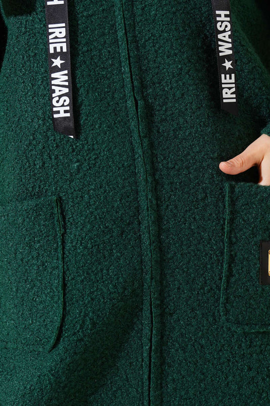 معطف من الأسلحة مقنعين معطف بوكل الزمرد