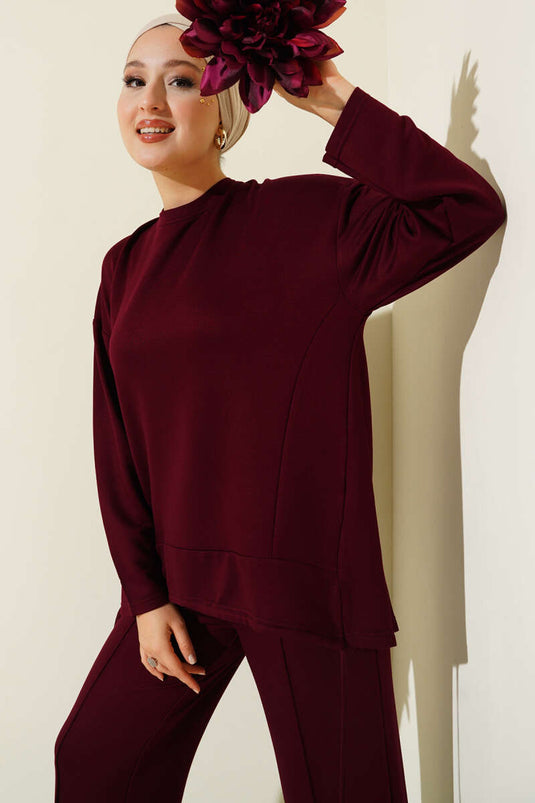 Zweiteiliger Anzug mit asymmetrischem Schnitt und Rundhalsausschnitt, burgunderrot