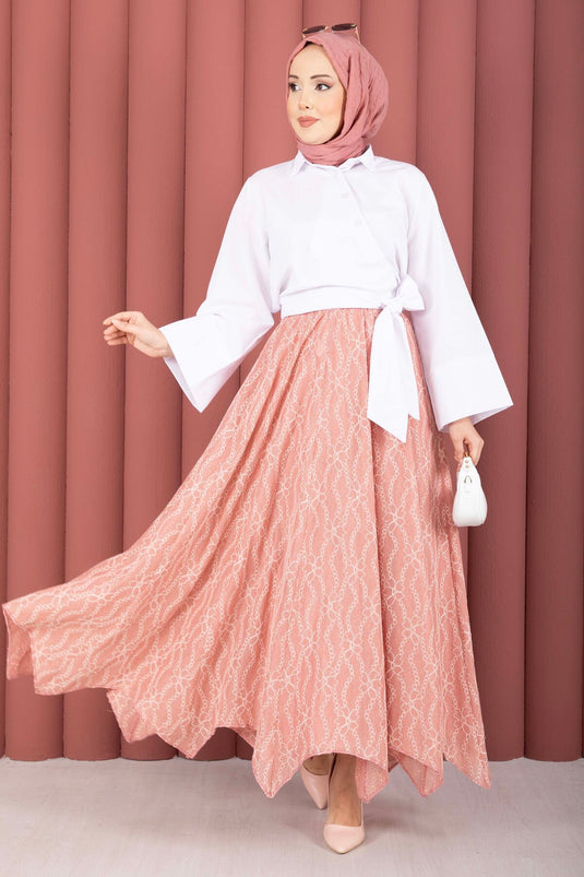 Jupe à découpe asymétrique avec motif en dentelle couleur rose fané