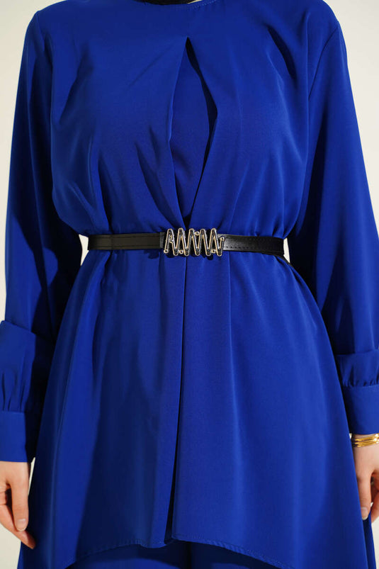 Completo tunica con cintura e taglio asimmetrico, colore blu zaffiro