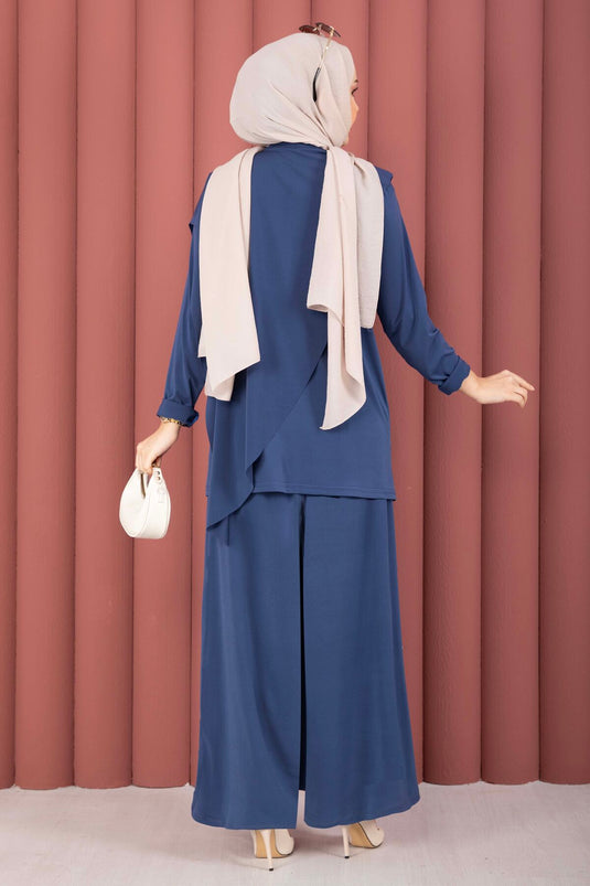 طقم ثنائي بتصميم غير متماثل بلون النيلي