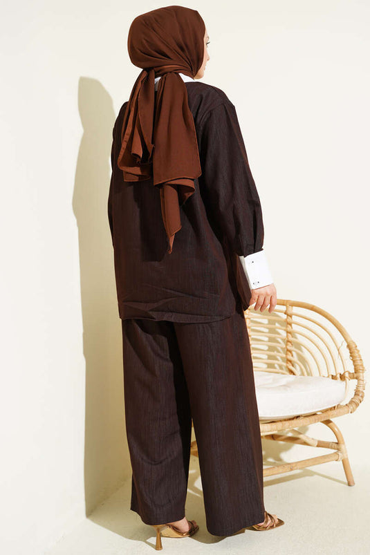 Ensemble Deux Pièces Asymétrique Col Pierre Boutons Cachés Marron