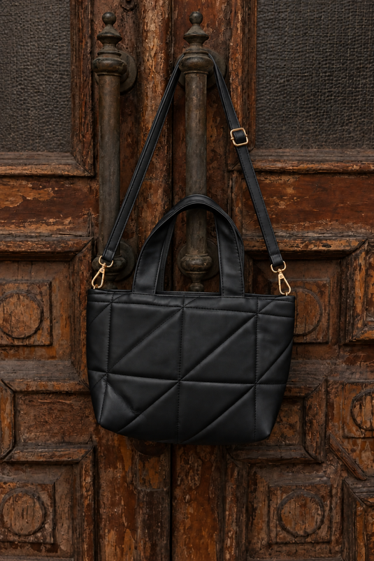 Schwarze Gepolsterte Schultertasche