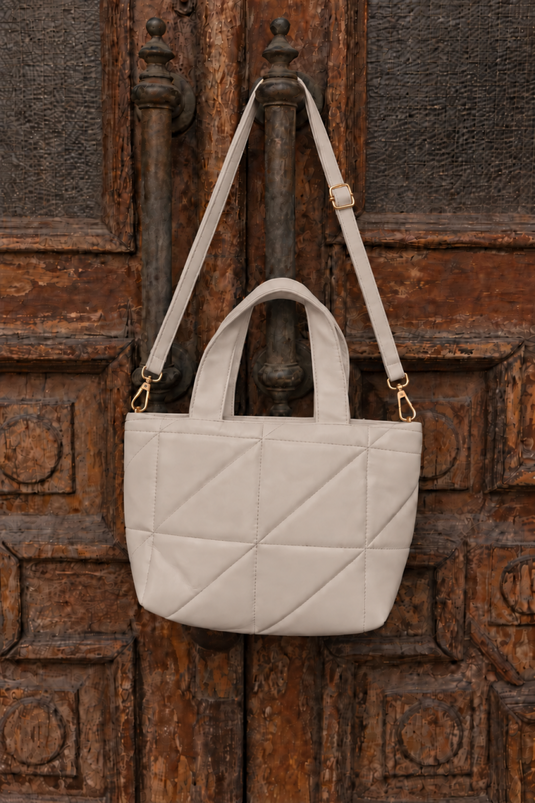 Schulterlose Steppertasche Mit Steinen