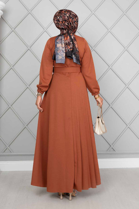 أسمرة فستان حجاب بحزام تان