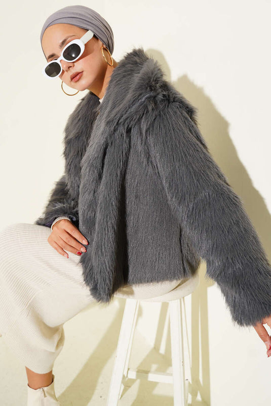 Manteau en fourrure doublé couleur fumée