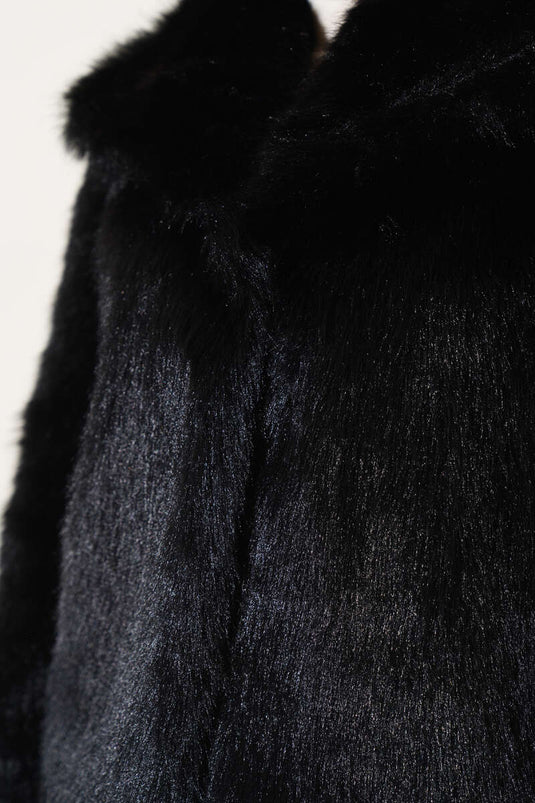 Manteau en fourrure doublé noir