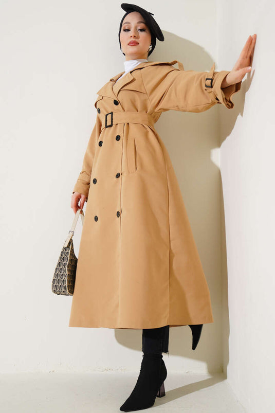 معطف ترنش طويل مبطن بحزام بلون الجمل