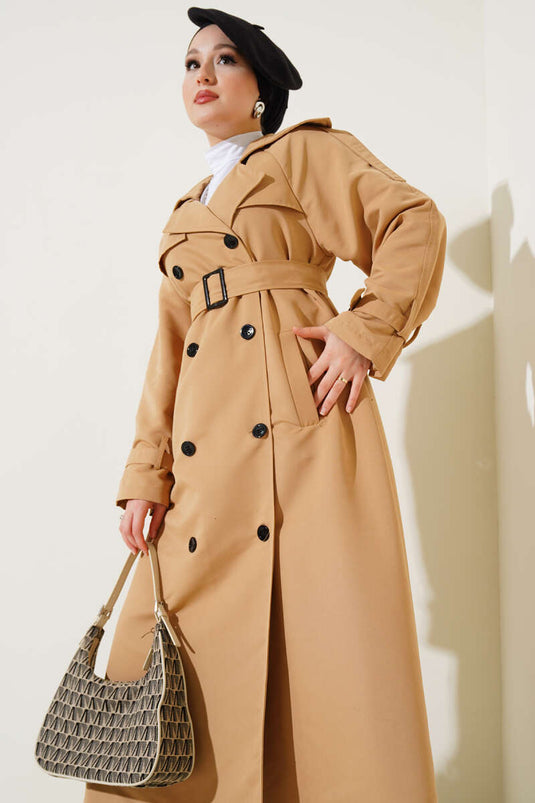 Gefütterter, langer Trenchcoat mit Gürtel in Kamel