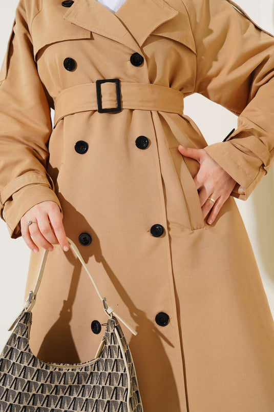 معطف ترنش طويل مبطن بحزام بلون الجمل