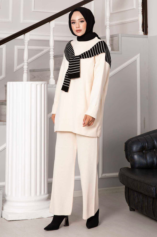 Detailed Striped Two-Piece Knit Set Ecru