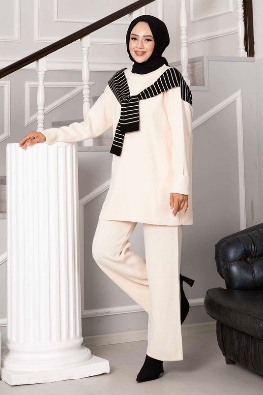 Detailed Striped Two-Piece Knit Set Ecru