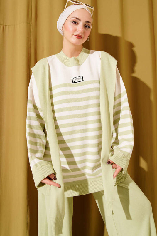 Set van twee gebreide kledingstukken met sjaal en strepen in watergroen