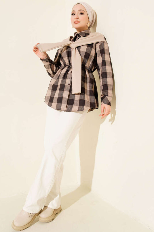 Chemise à carreaux avec détails en écharpe beige