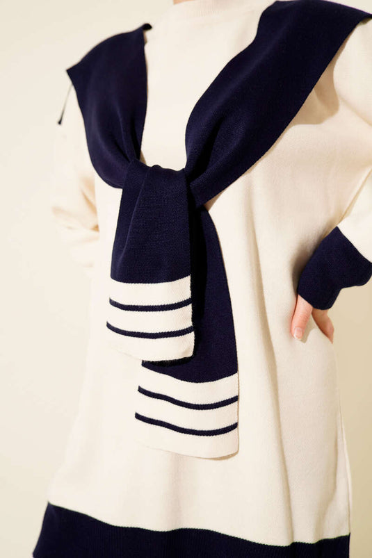 Zweiteiliges Strickset mit Schal und Streifenmuster, Marineblau