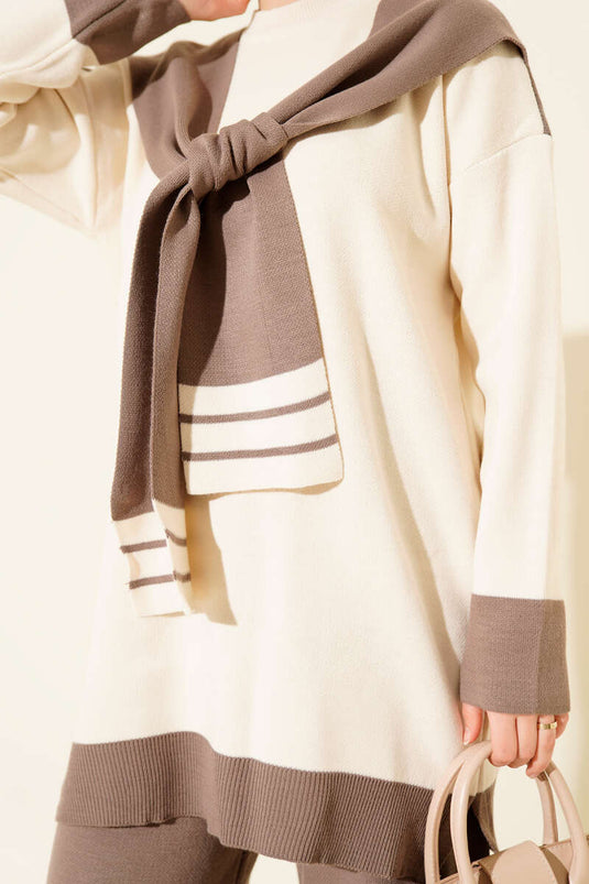 Zweiteiliges Strickset mit Schal und Streifenmuster, Farbe Nerz