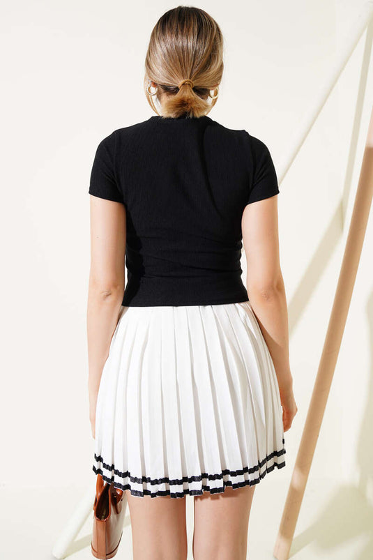 Ayıcık Nakışlı Kısa Kol Crop Siyah