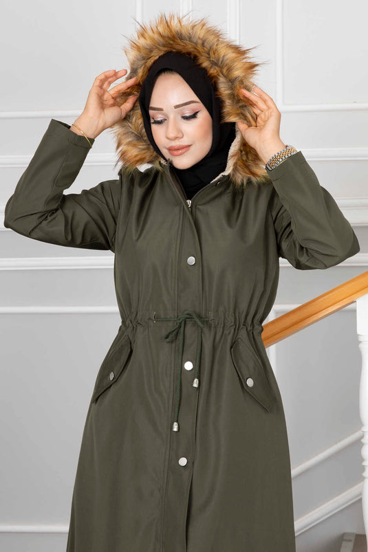 معطف الحجاب بحزام من آيلا كاكي