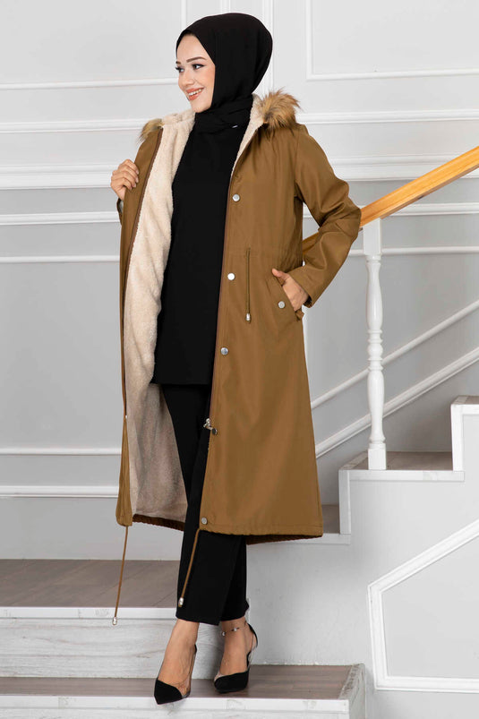 Ayla Tunnel Ceinturé Hijab Manteau Tan