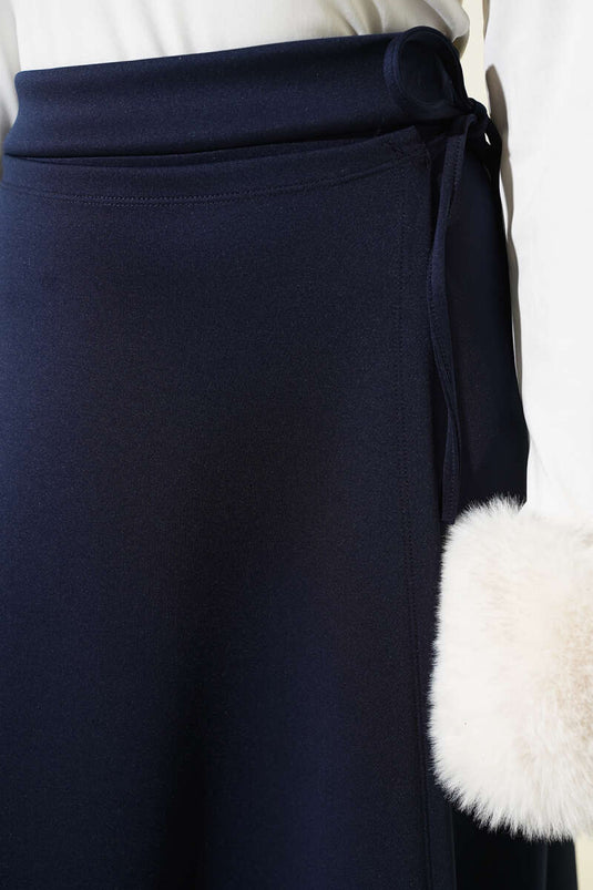 Scuba-Rock mit Schnürdetail in Marineblau