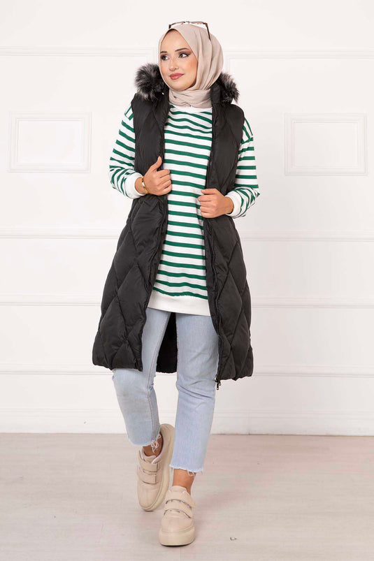 سترة سوداء بنقشة ماسية