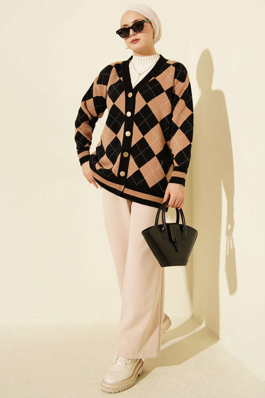 Baklava Pattern Buttoned Knit Cardigan Black