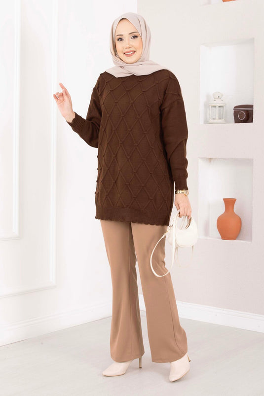Baklava Desen Ponpon Detaylı Triko Kazak Kahve